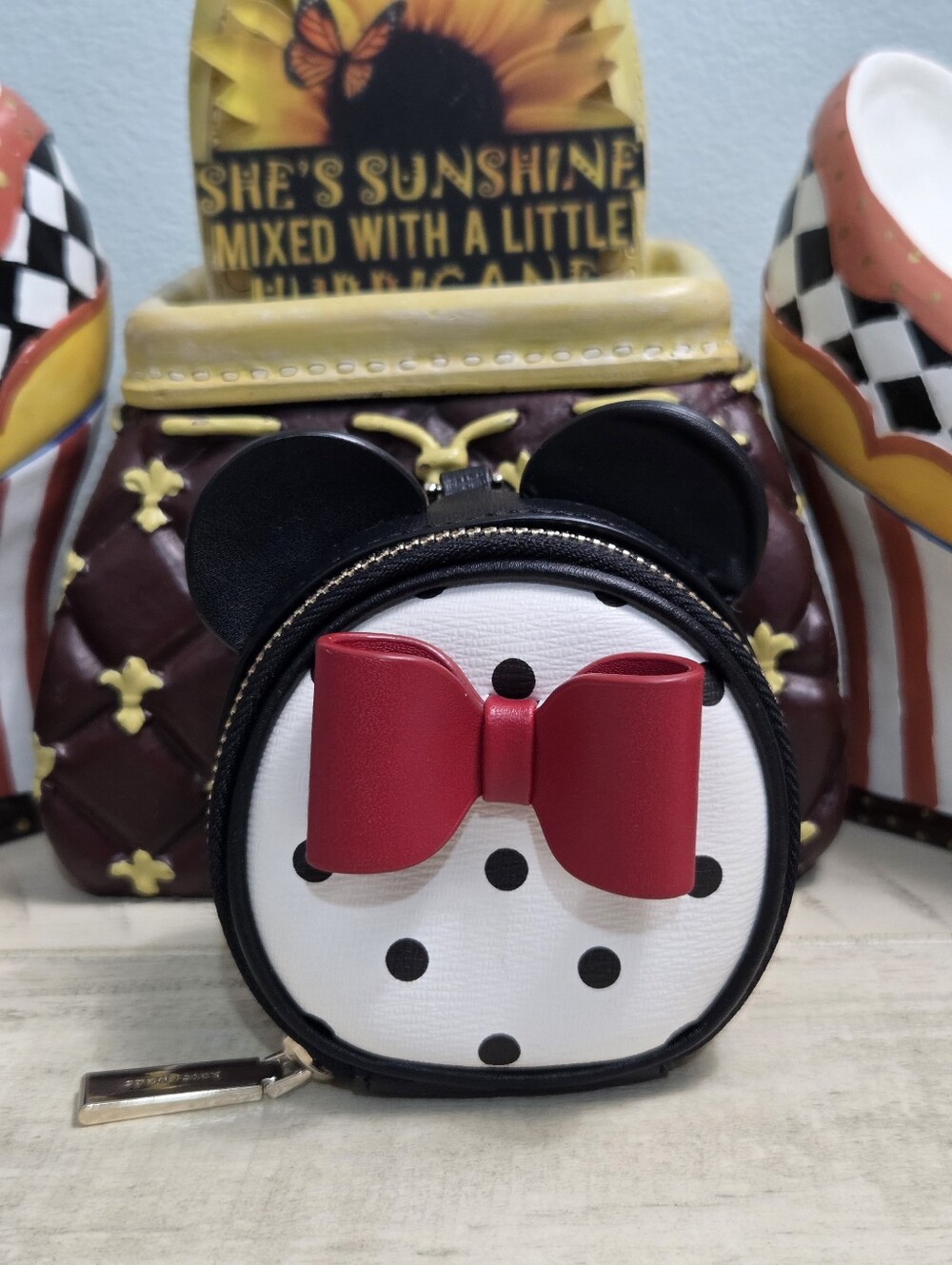 Disney x Kate Spade Minnie Mouse Polka Dot Coin Purse Bag Charm Red Bow Like New